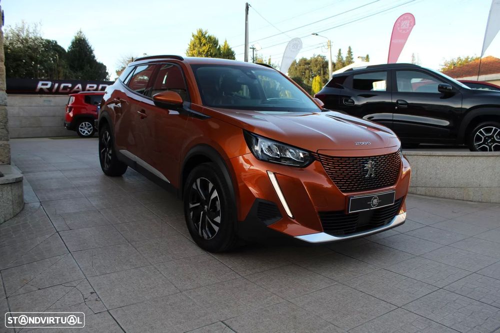 Peugeot e-2008 50 kWh Allure - 3