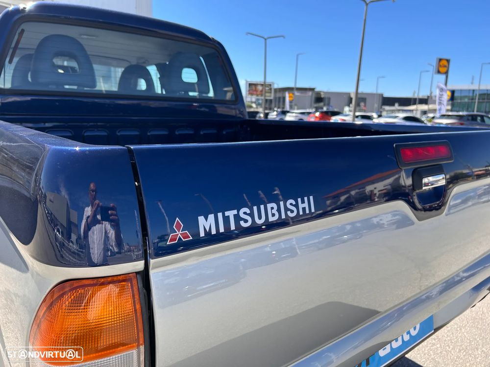 Mitsubishi L200 2.5 TD Club Strakar - 14