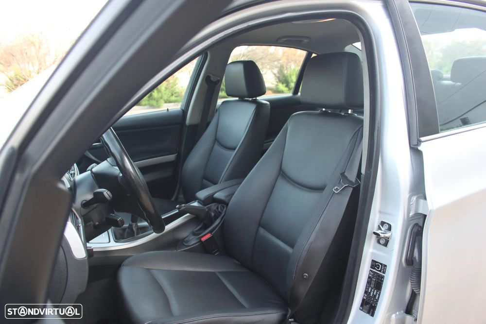 BMW 320 d Exclusive - 12