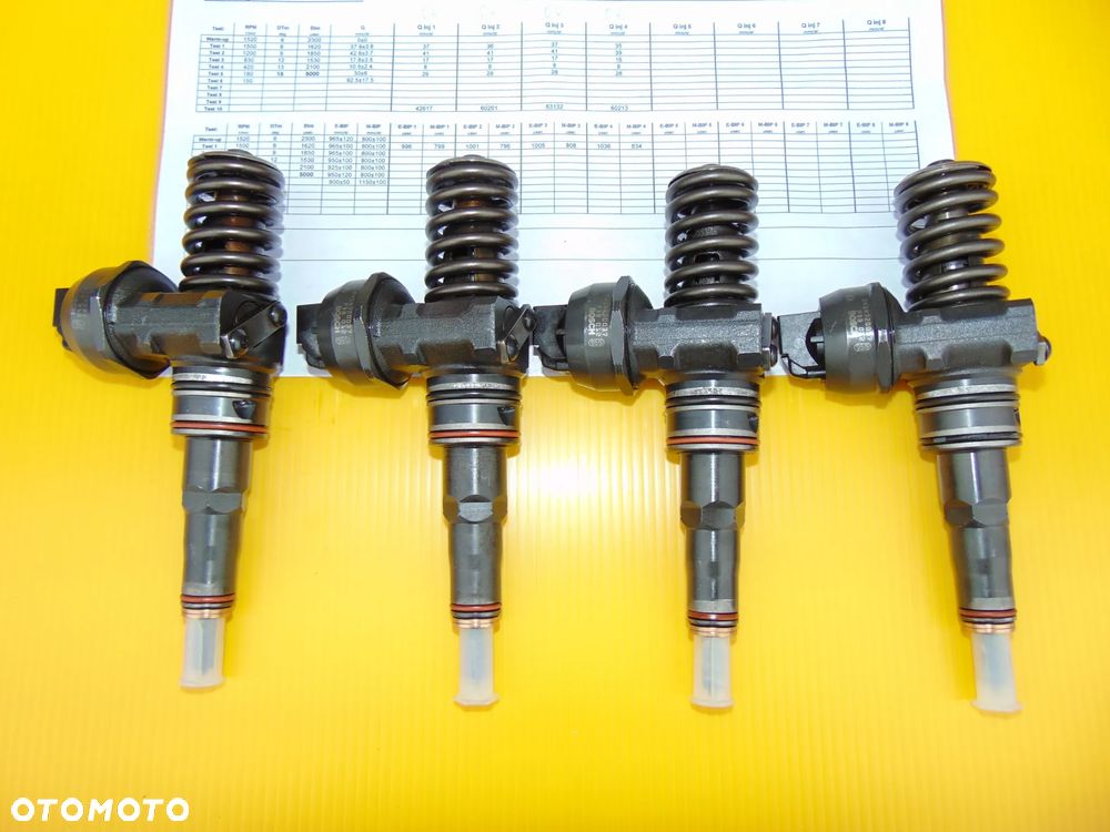 Pompowtryski 1,9TDI AVQ BKC BXE 038130073AQ 0414720213 Komplet - 2