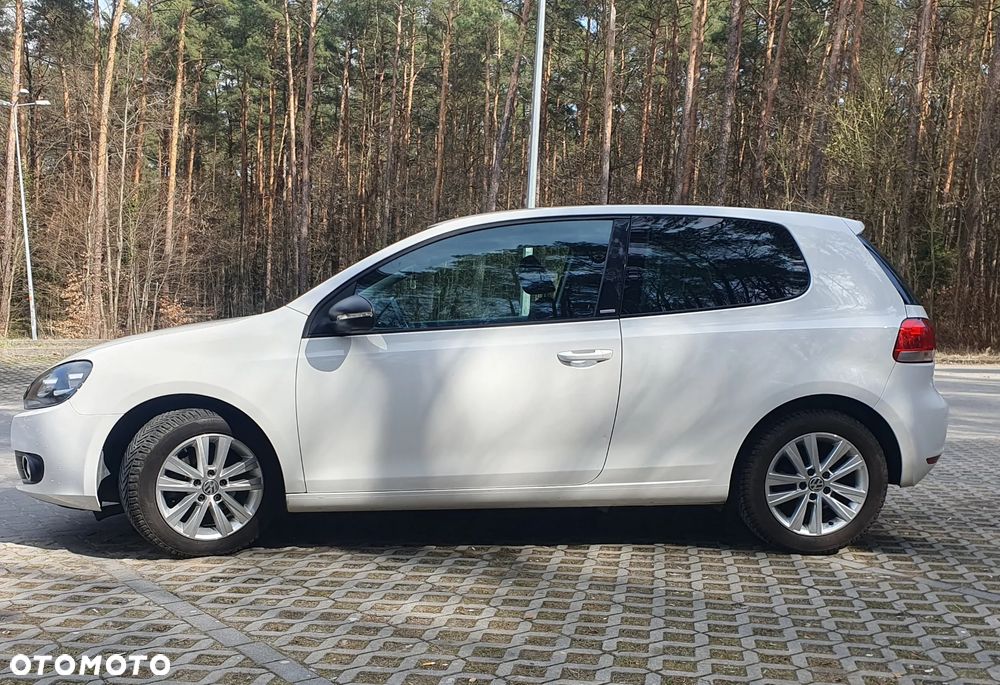 Volkswagen Golf - 18