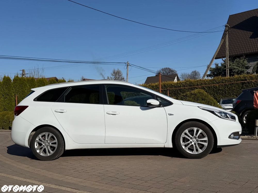 Kia Ceed 1.6 GDI Spirit - 11