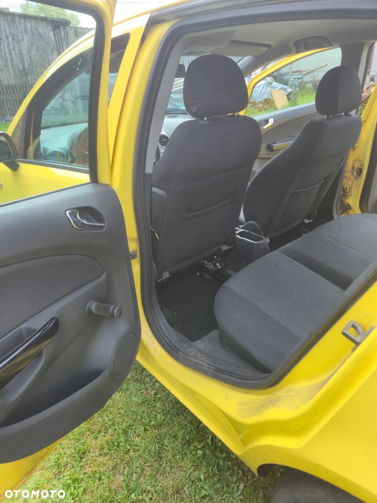 Opel Corsa - 9