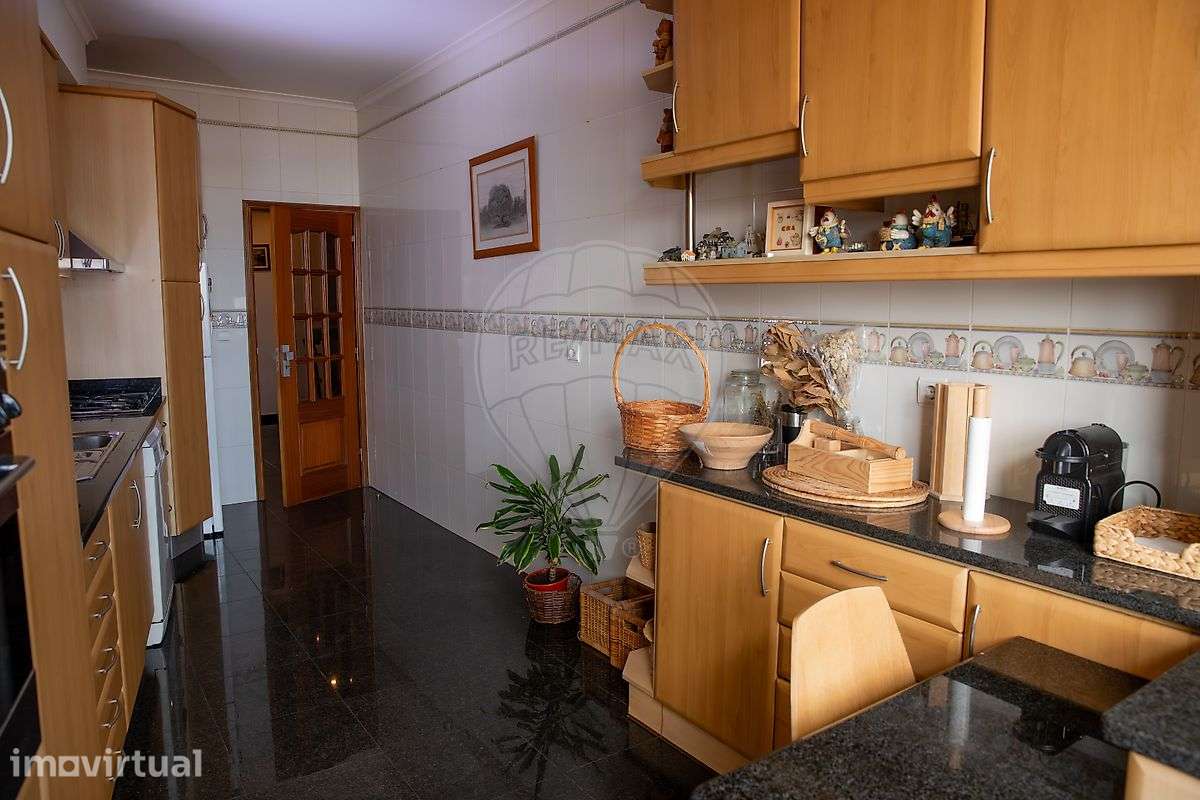 Apartamento T2 para arrendamento - Grande imagem: 4/15