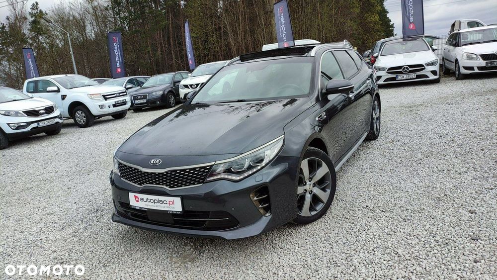 Kia Optima - 30