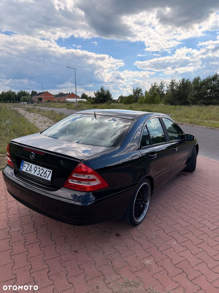Mercedes-Benz Klasa C 200 Kompressor Automatik Classic - 6