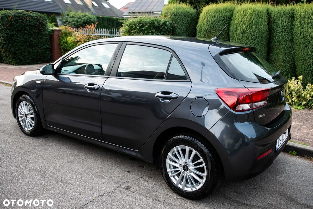 Kia Rio 1.2 L Business Line - 12