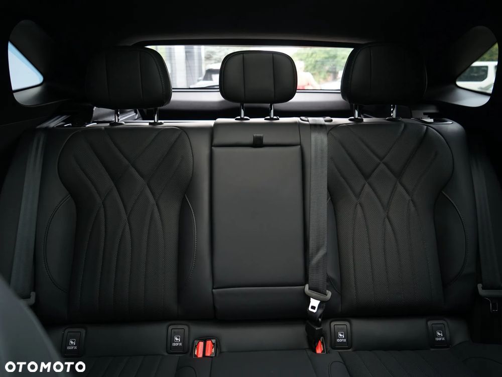 Omoda 9 1.5 Super Hybrid Exclusive AWD - 15