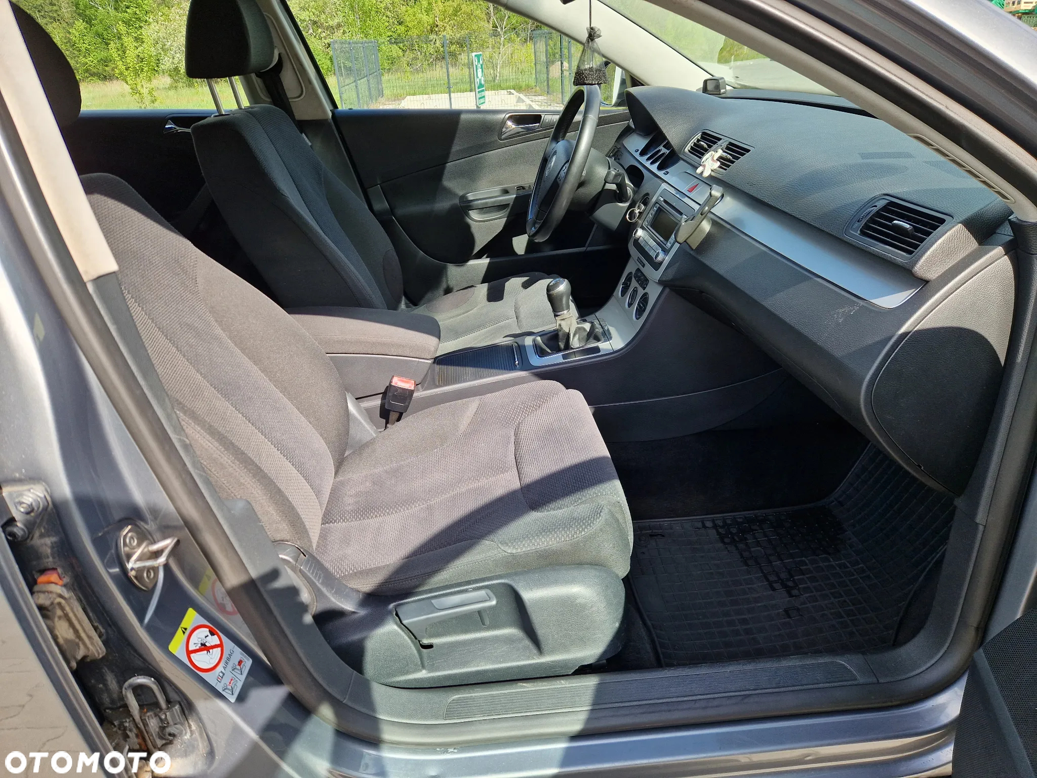 Volkswagen Passat 1.9 TDI Comfortline - 10