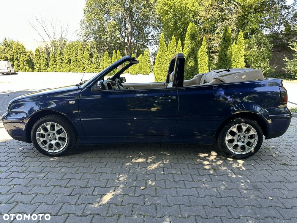 Volkswagen Golf - 3