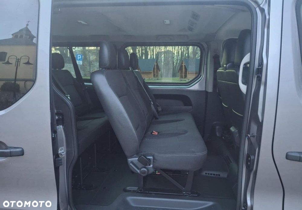Renault Trafic - 26