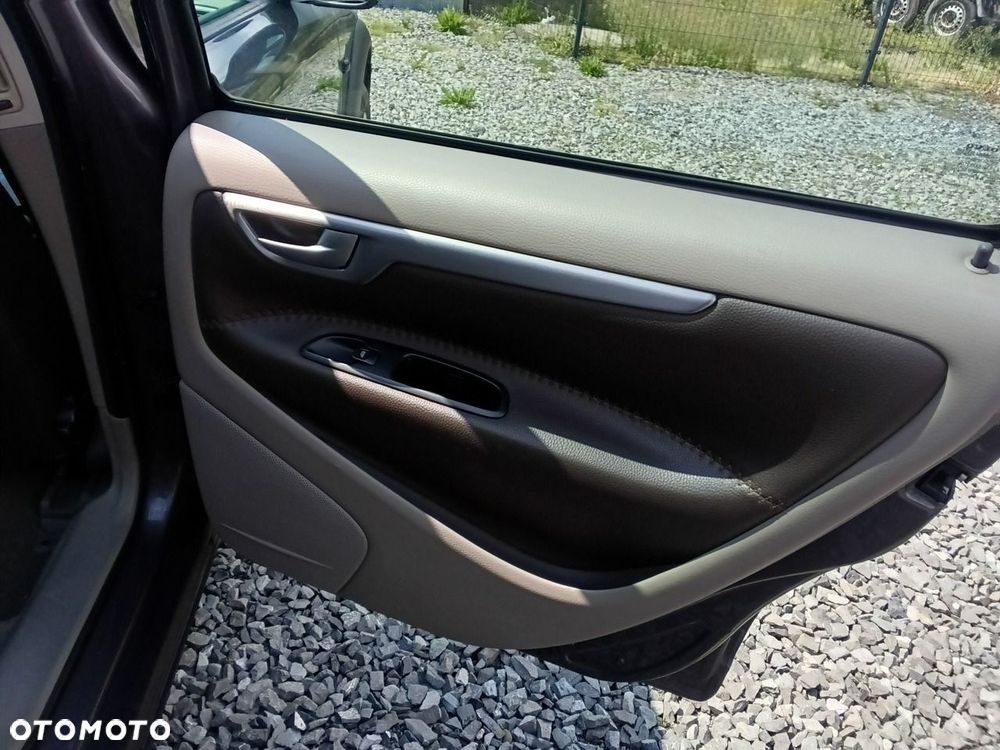 Volvo XC 70 - 27