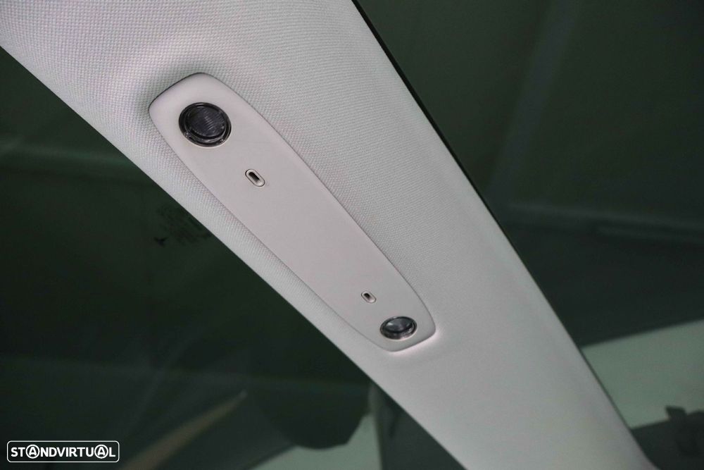 Tesla Model 3 Long Range Tração Integral - 38