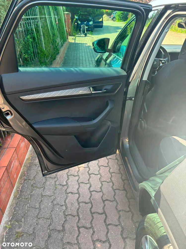 Skoda Karoq 1.5 TSI ACT Style DSG - 32