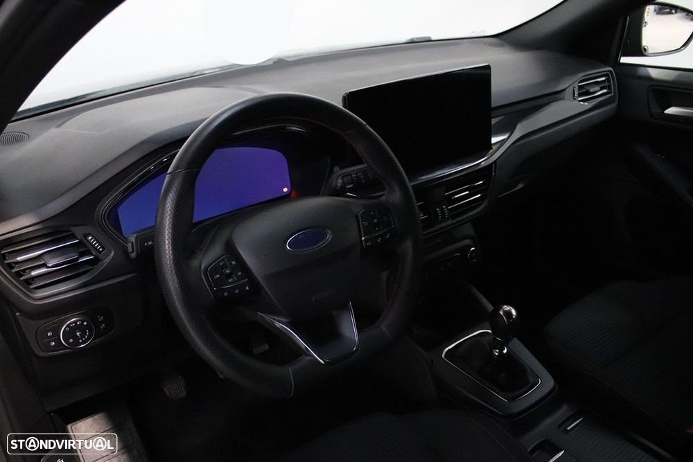 Ford Focus 1.0 EcoBoost MHEV ST-Line X - 7