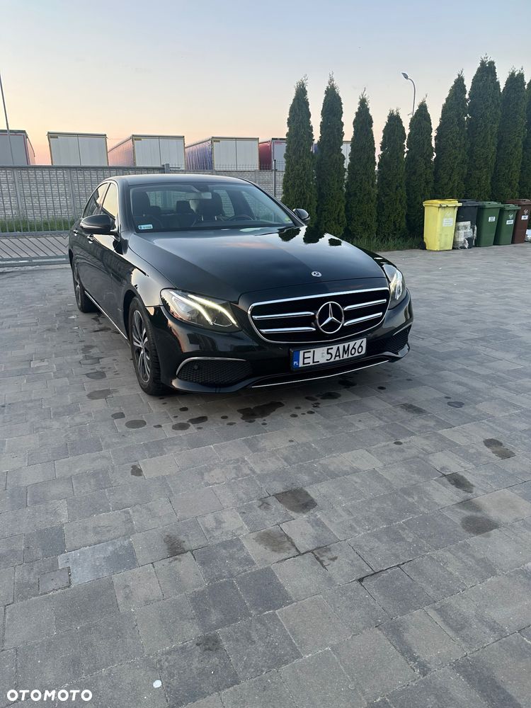 Mercedes-Benz Klasa E 220 d 4-Matic Avantgarde - 6