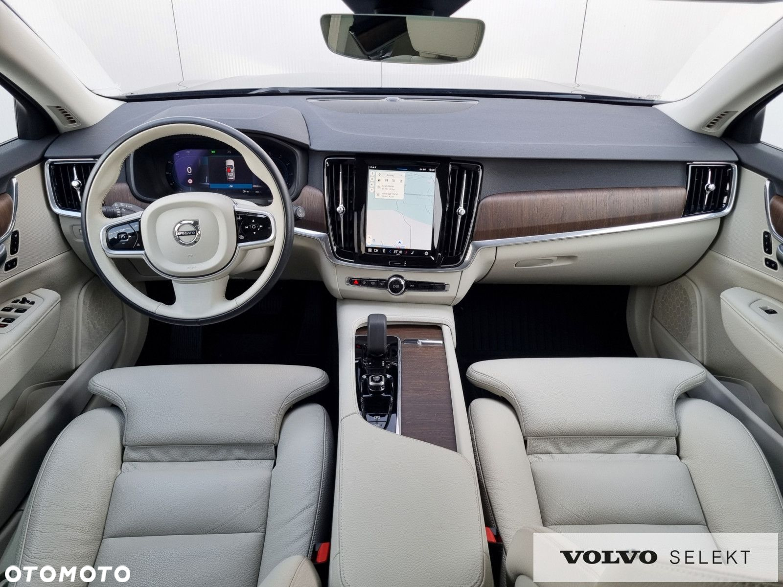 Volvo V90 Cross Country - 10
