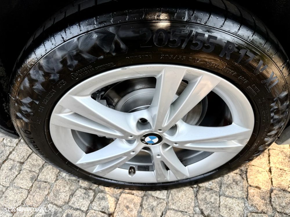 BMW 218 Active Tourer d Line Sport - 21