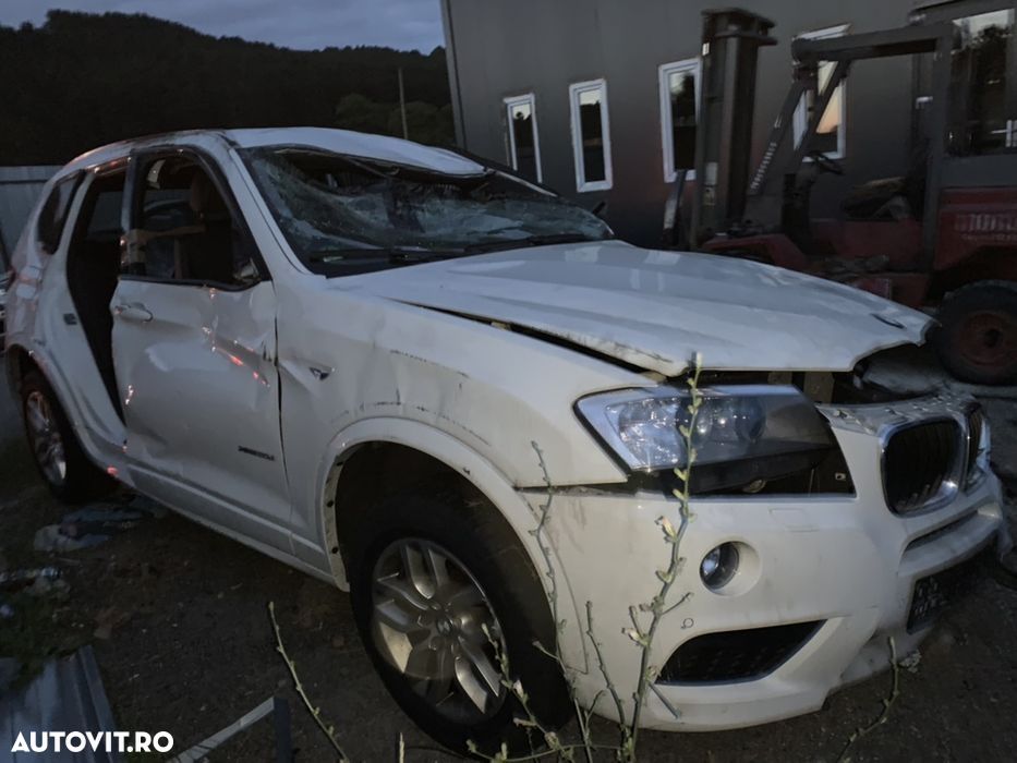 Dezmembram bmw x3 f25 2.0d x drive din 2012 - 2