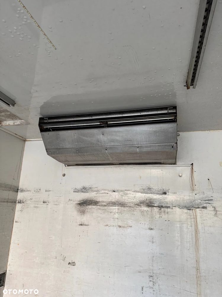 Mercedes-Benz AXOR - 8