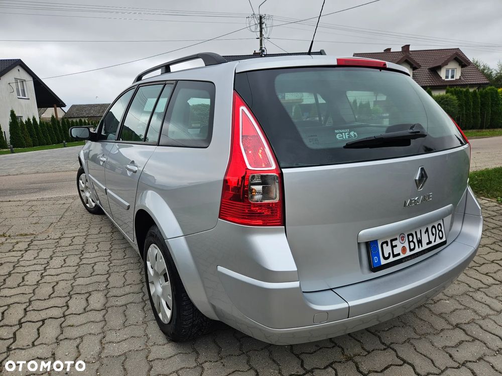 Renault Megane 1.6 16V 110 Expression - 6