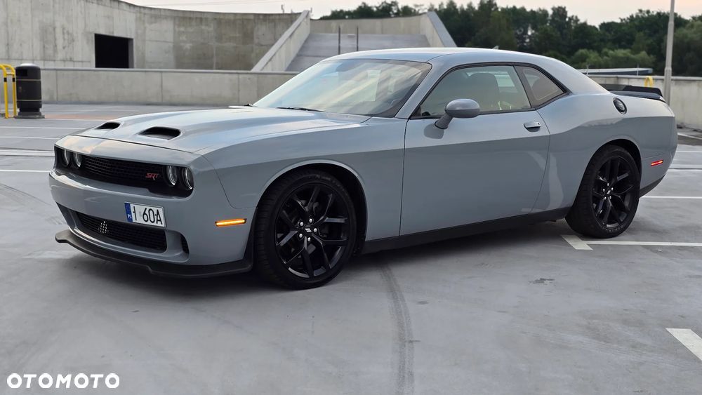 Dodge Challenger 5.7 R/T - 2