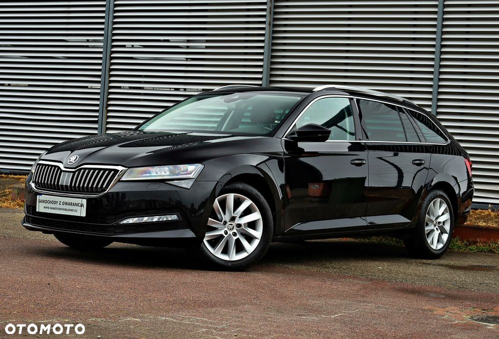 Skoda Superb 2022 photo 5