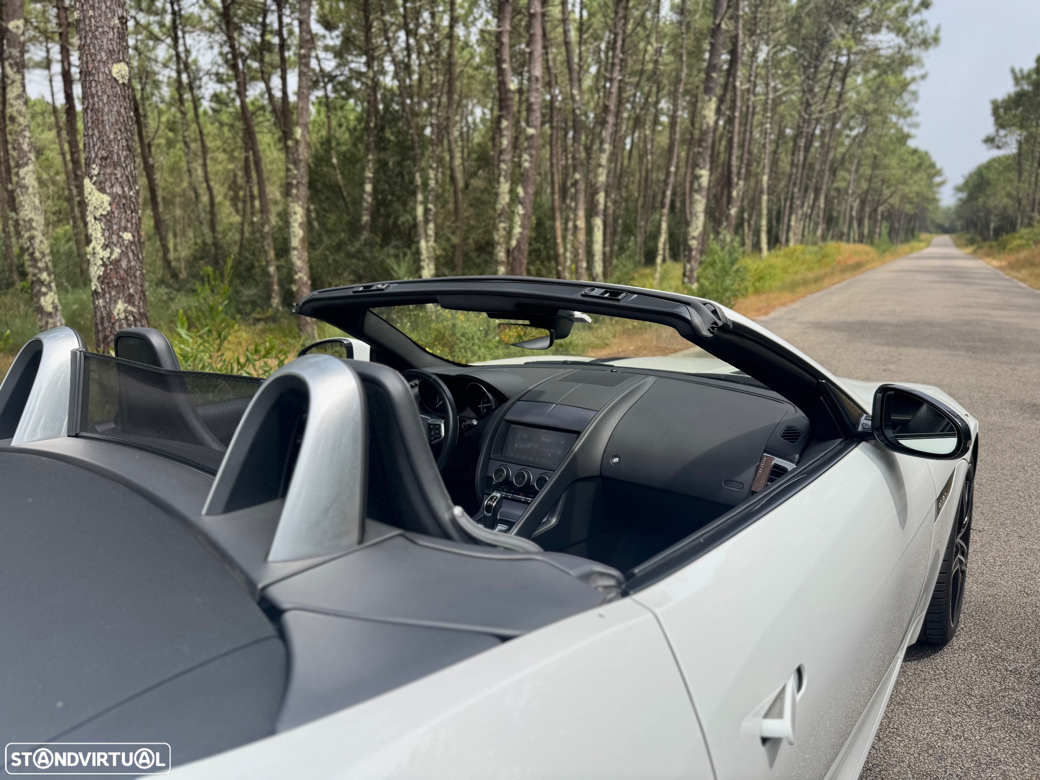 Jaguar F-Type Cabriolet P300 Aut. First Edition - 27