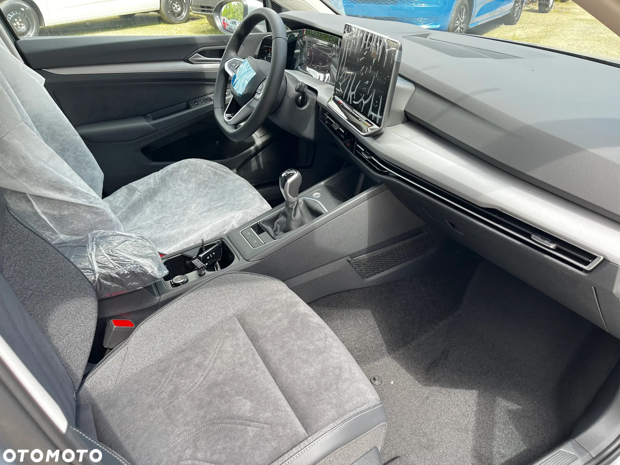 Volkswagen Golf VIII 1.5 TSI Life Plus - 9
