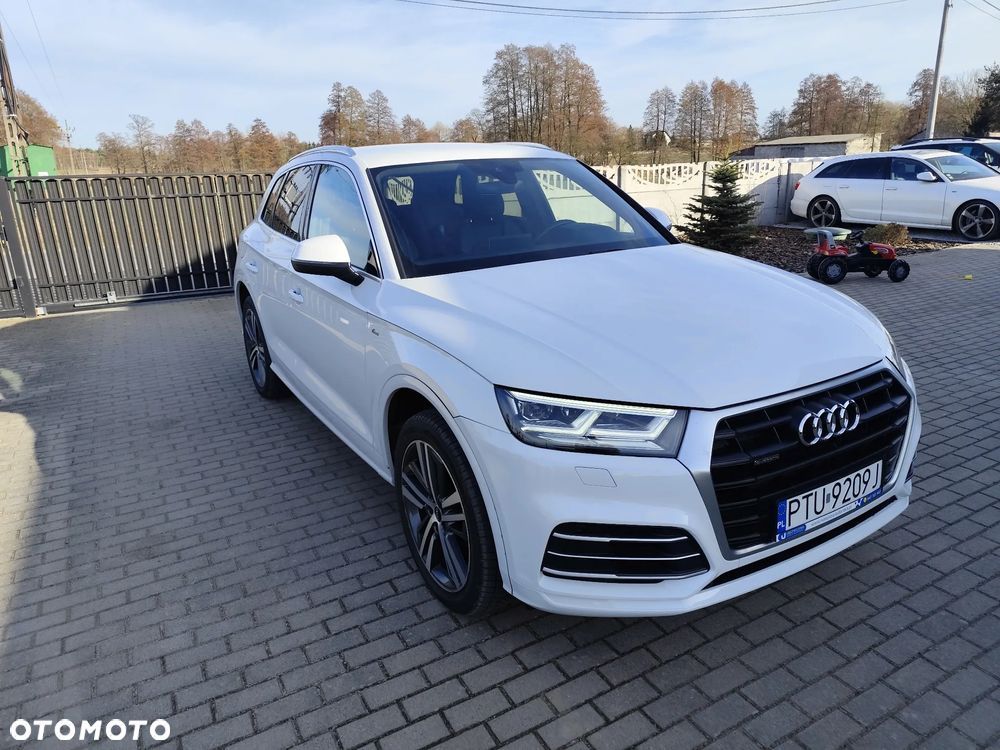 Audi Q5 55 TFSIe quattro S tronic S line business - 33