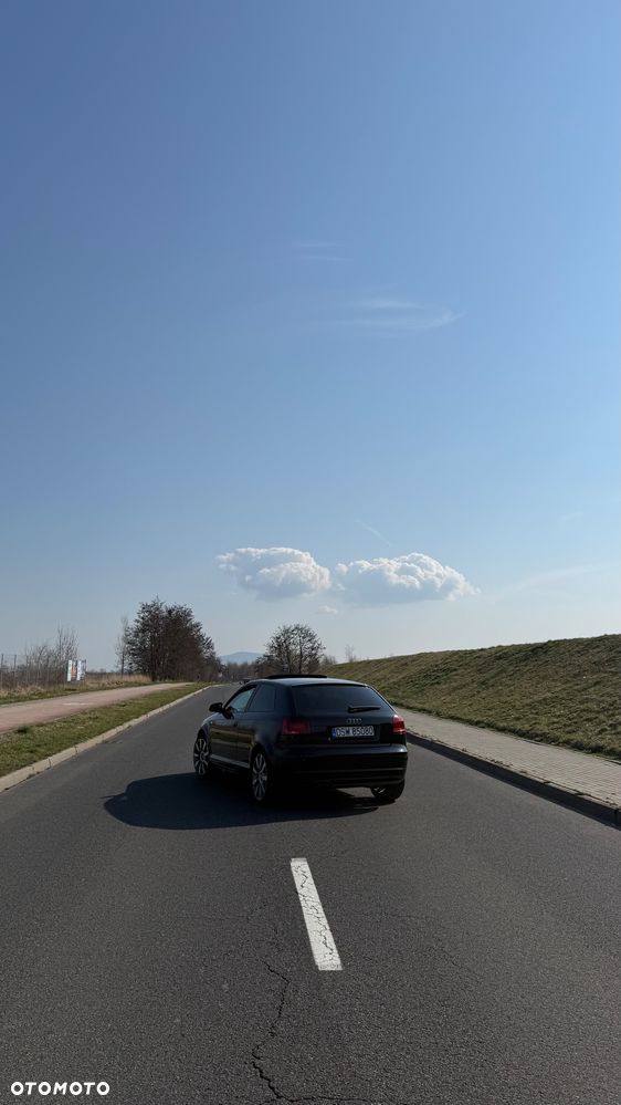 Audi A3 Sportback 2.0 TDI Ambition - 2