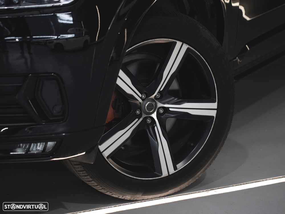 Volvo XC 90 2.0 D4 R-Design - 9