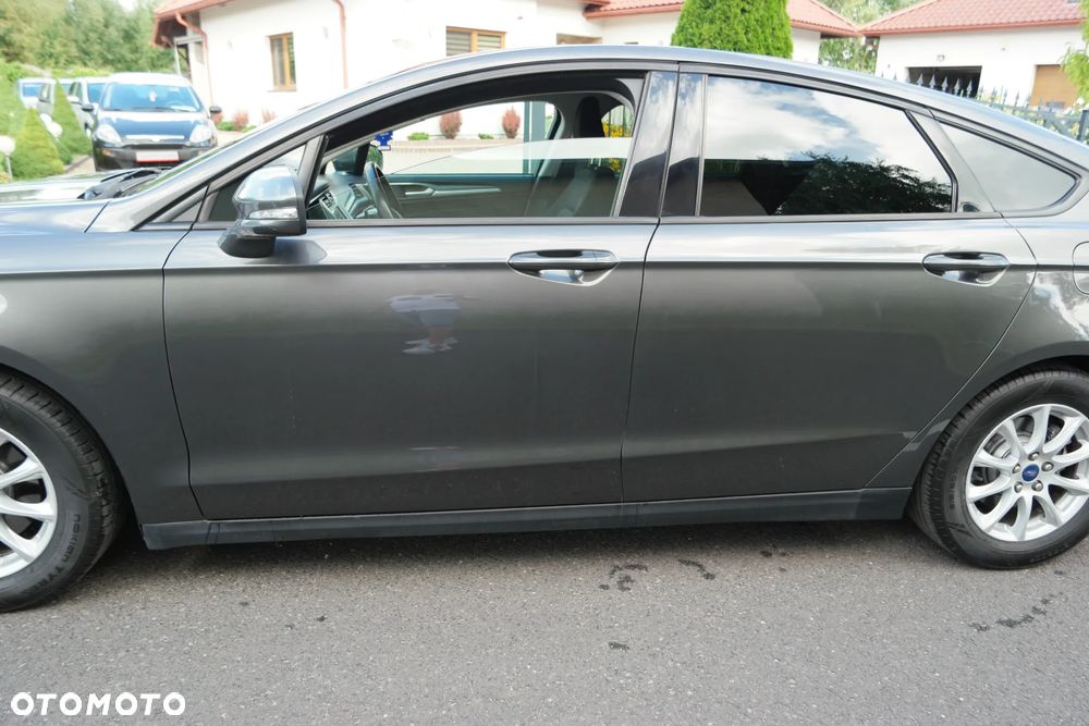 Ford Mondeo - 10