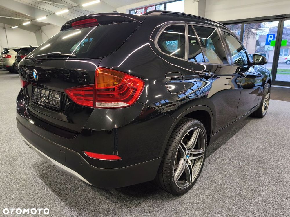 BMW X1 sDrive20d Sport Line - 4