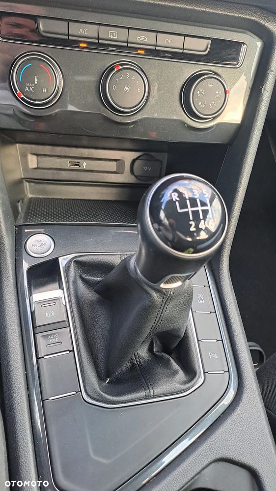 Volkswagen Tiguan 1.5 TSI EVO Comfortline - 20