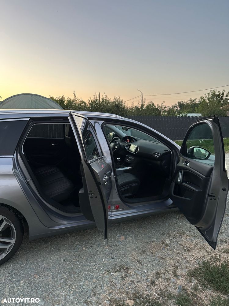 Peugeot 308 - 9
