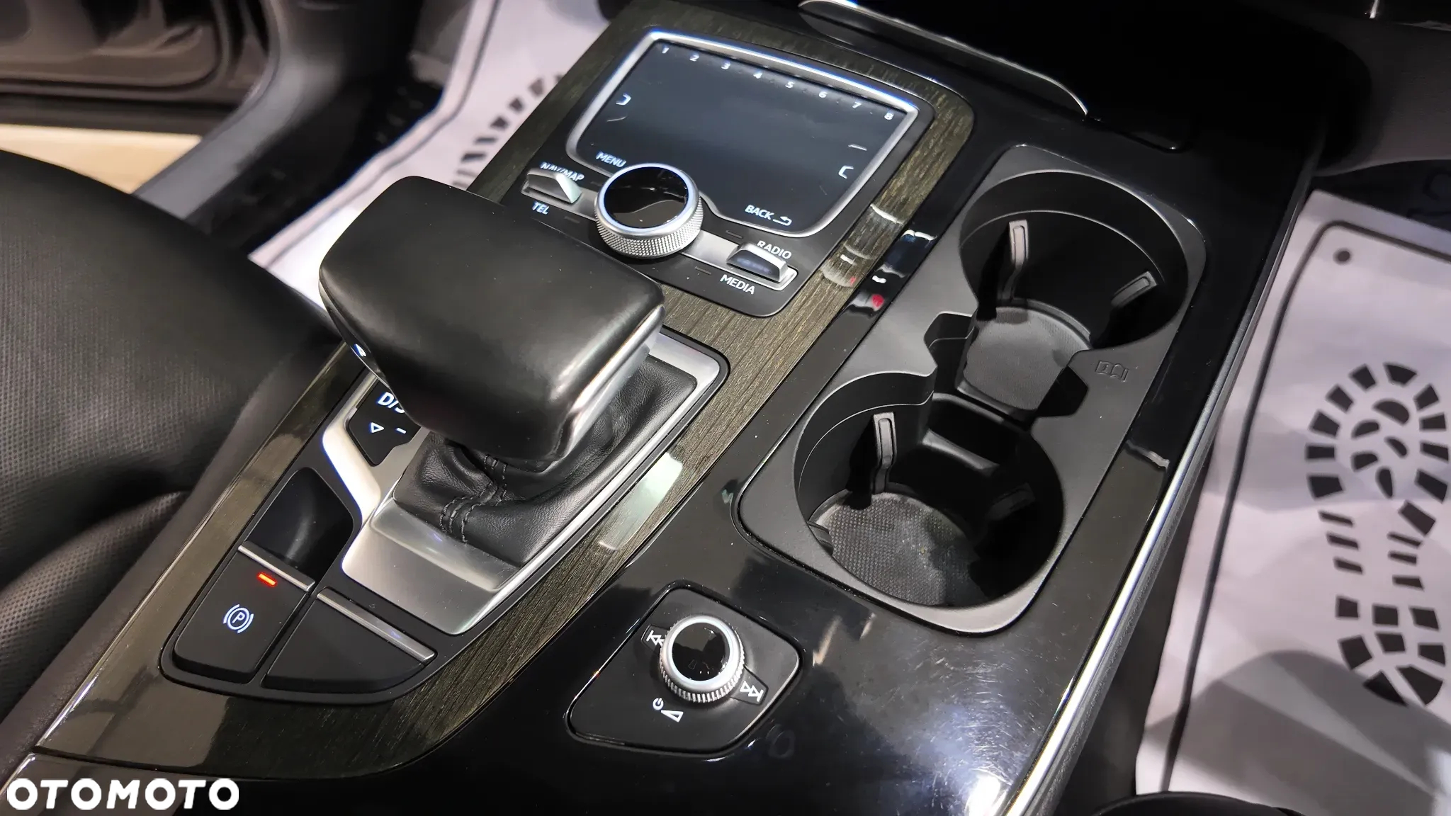 Audi Q7 3.0 TFSI Quattro Tiptronic - 38