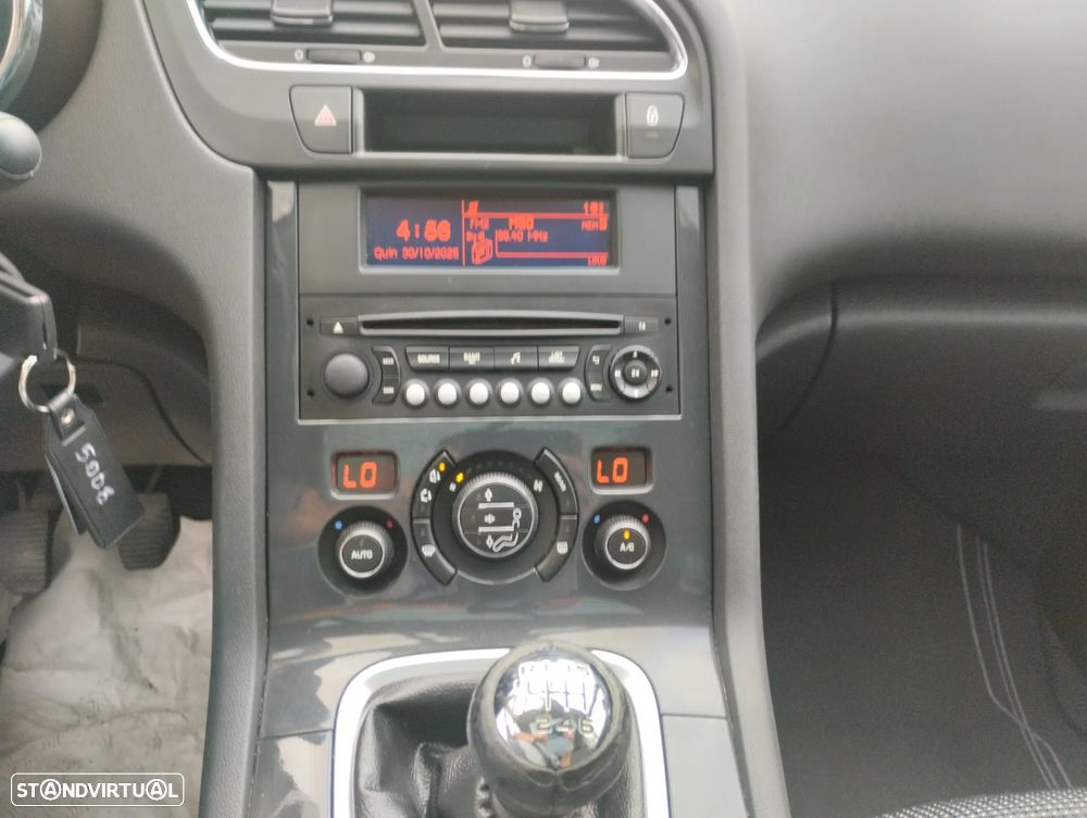 Peugeot 5008 1.6 BlueHDi Style - 9