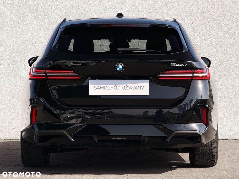 BMW Seria 5 520d - 38