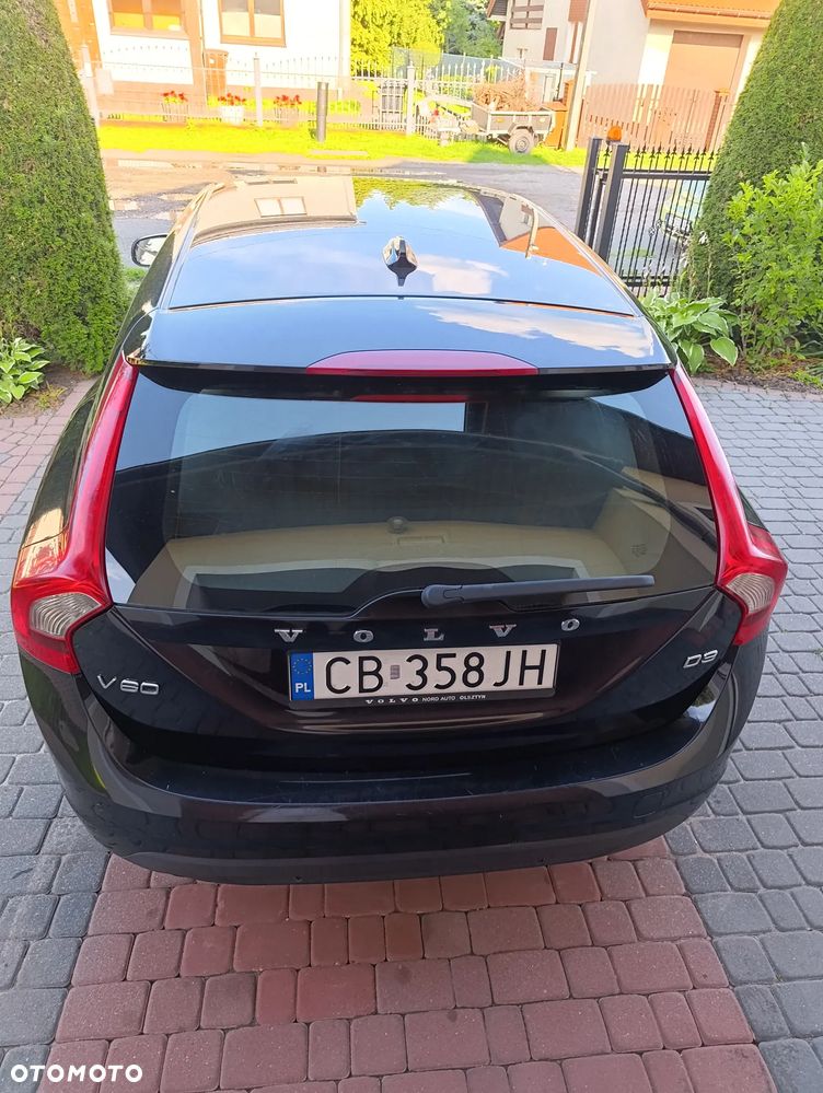 Volvo V60 D3 Geartronic Momentum - 6
