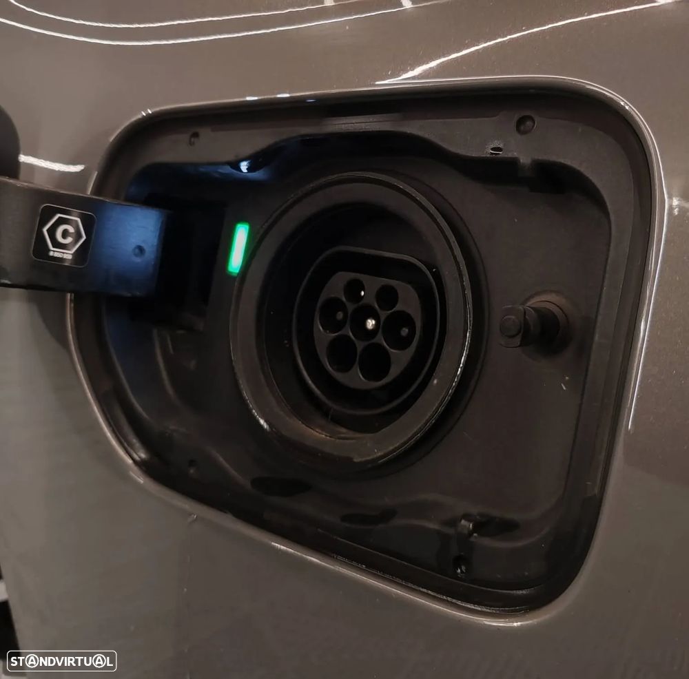 BMW 530 e Pack Desportivo M - 14