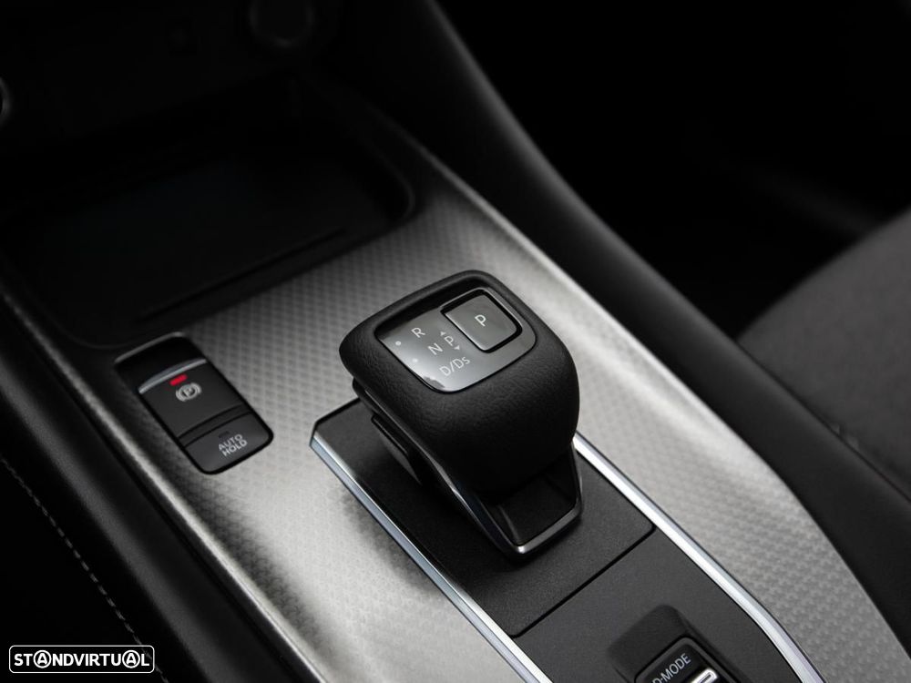 Nissan Qashqai 1.3 DIG-T N-Connecta Xtronic - 22