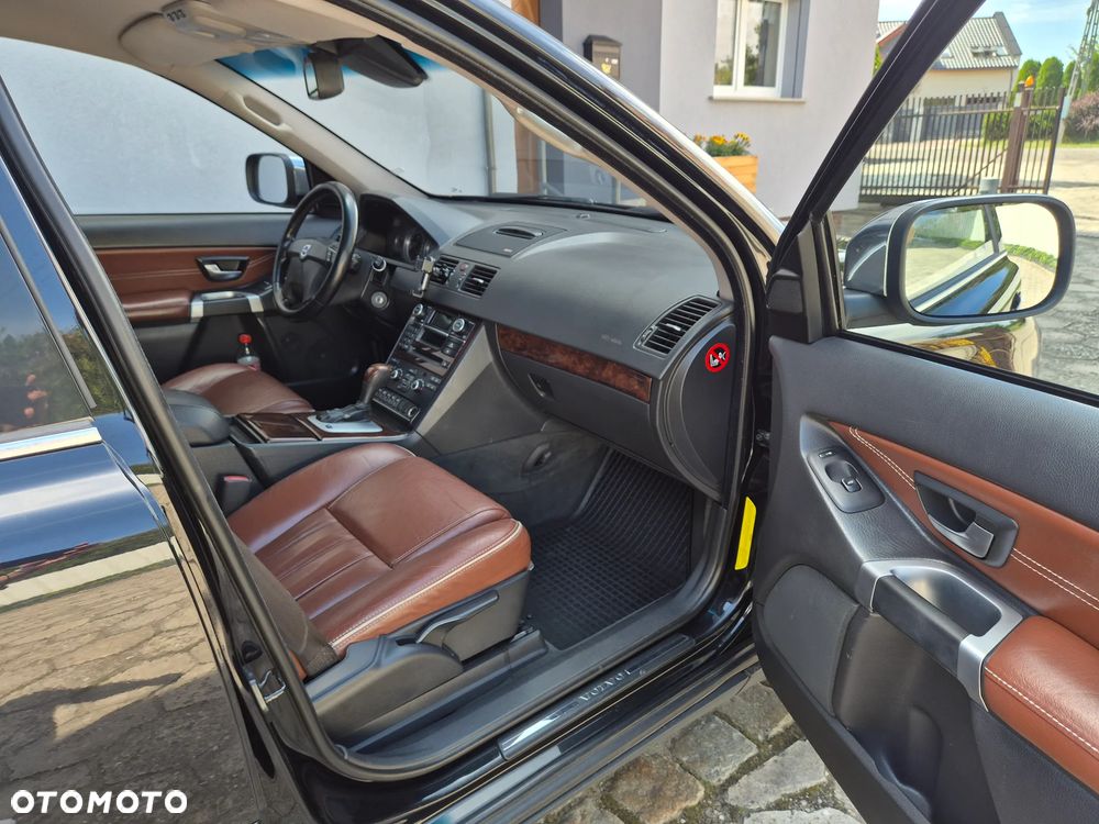 Volvo XC 90 D5 AWD Executive - 22