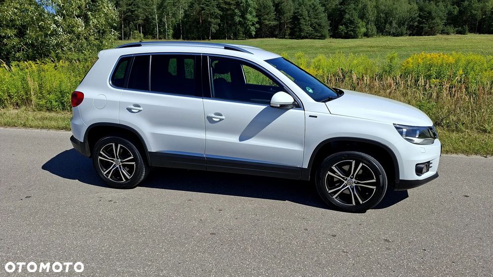 Volkswagen Tiguan 2.0 TDI SCR 4MOTION BlueMotion Technology DSG Lounge Sport & Style - 17