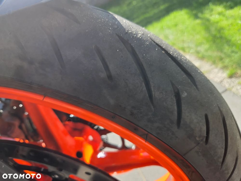 KTM Super Duke - 18