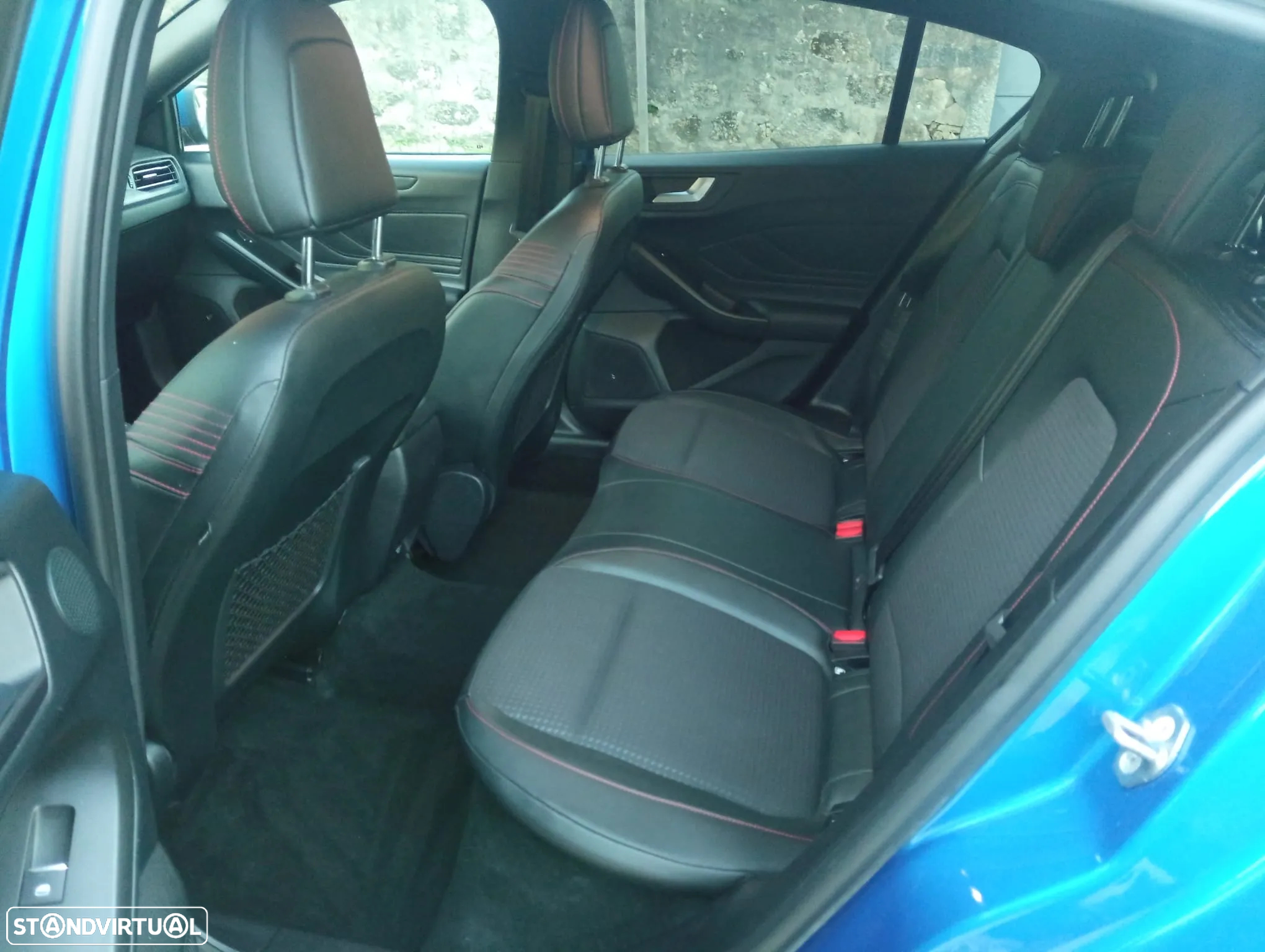 Ford Focus 1.0 EcoBoost MHEV ST-Line - 15