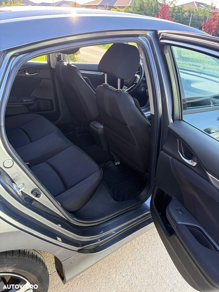 Honda Civic 1.5 VTEC Turbo CVT Elegance Navi - 15