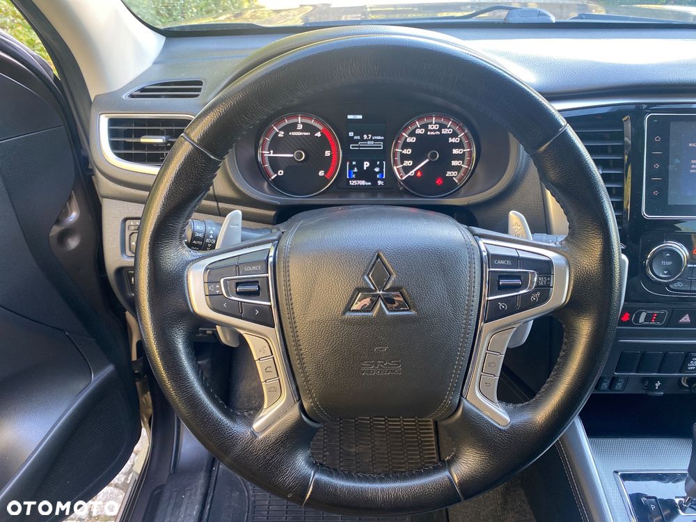 Mitsubishi L200 - 36