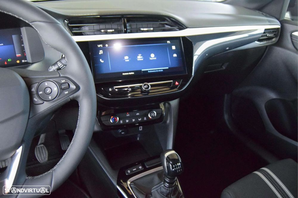 Opel Corsa 1.2 T GS - 24