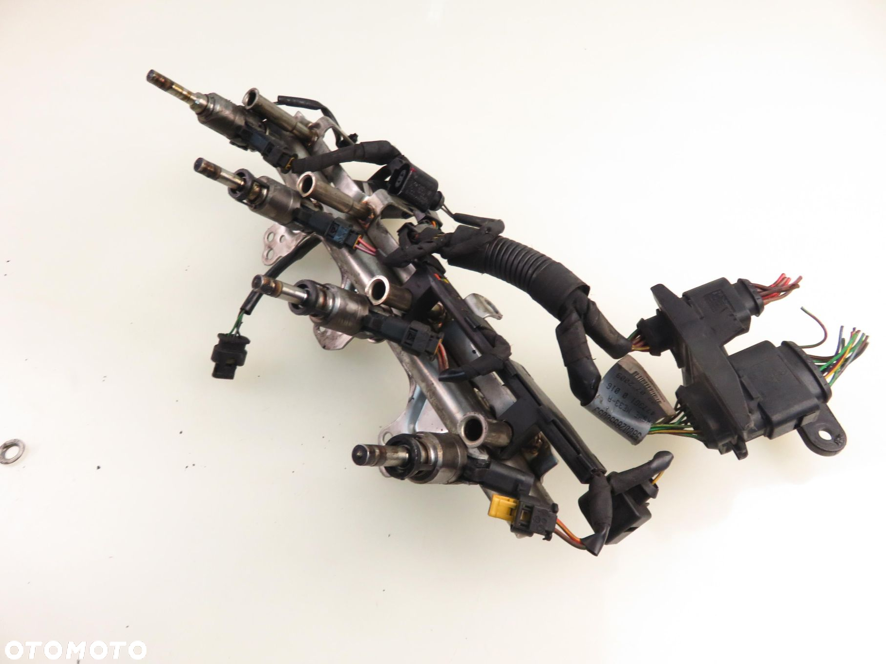 LISTWA WTRYSKOWA AUDI A4 B8 1.8 TFSI 06J133317M CDHB - 3